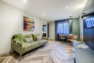 1 bed flat, Hawthorn Drive, Selly Oak, Birmingham, B295BZ - Image 1