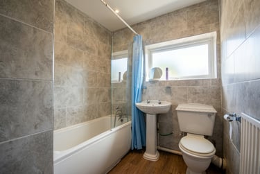 5 bed house, Hobart Croft, Nechells, Birmingham, B74JN - Image 9
