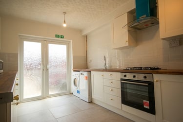 5 bed house, Hobart Croft, Nechells, Birmingham, B74JN - Image 3