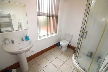6 bed house, Lois Avenue, Lenton, Nottingham, NG72EY - Image 10