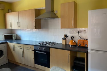4 bed house, Harrington Drive, Lenton, Nottingham, NG71JH - Image 1