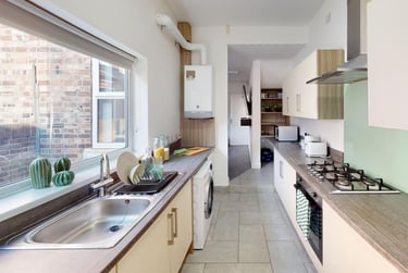 5 bed house, Woodborough Road, Arboretum, Nottingham, NG31AZ - Image 1