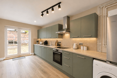 6 bed house, Harrington Drive, Lenton, Nottingham, NG71JJ - Image 3