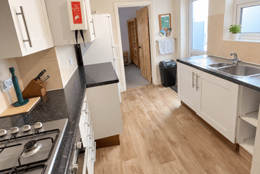 5 bed house, St. Annes Road, Mount Pleasant, Exeter, EX12QD - Image 2