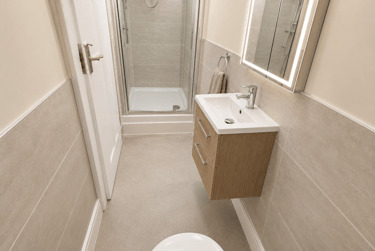 6 bed house, Kimbolton Avenue, Radford, Nottingham, NG71PS - Image 10