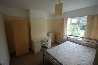 4 bed house, Dennistead Crescent, Headingley, Leeds, LS63PU - Image 4