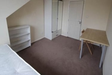 8 bed house, Burley Road, Hyde Park, Leeds, LS31JP - Image 10