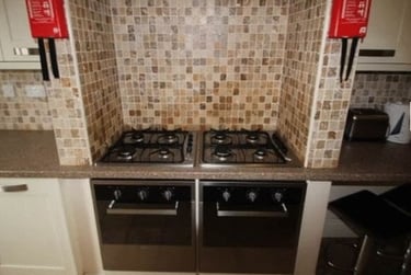 8 bed house, Burley Road, Hyde Park, Leeds, LS31JP - Image 4