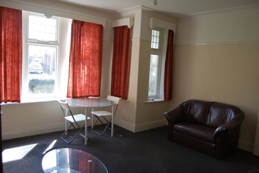 2 bed house, St. Chads Drive, Headingley, Leeds, LS63QD - Image 3