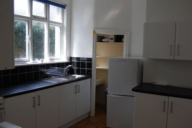 2 bed house, St. Chads Drive, Headingley, Leeds, LS63QD - Image 2