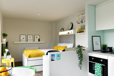 Dickens Studio at Student Castle, 33-34 Pulteney Road, City Centre, Bath, BA24EZ - Image 1