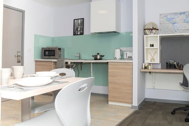 Premium Accessible Studio at Duresme Court, Newcastle Road, Nevilles Cross, City Centre, Durham, DH14FA - Image 2