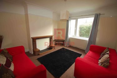 3 bed house, Estcourt Terrace, Headingley, Leeds, LS63EY - Image 1