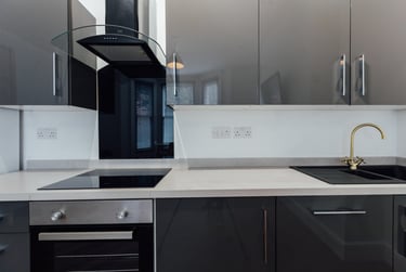 2 bed house, Marlborough Avenue, Spring Bank, Hull, HU53JS - Image 3