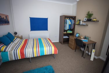 6 bed house, King Edwards Road, Brynmill, Brynmill, Swansea, SA14LU - Image 1