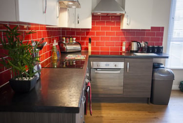 8 bed house, Brynmill Crescent, Brynmill, Brynmill, Swansea, SA20AL - Image 1