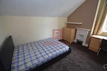 6 bed house, St. Michaels Terrace, Headingley, Leeds, LS63BQ - Image 2