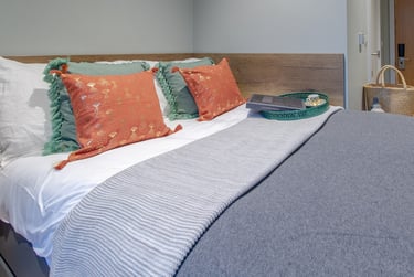 2 Bed Apartment at Crown House, West Bar, Broomhall, Sheffield, S38PH - Image 3