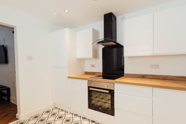 5 bed house, Lambert Street, Newland, Hull, HU52SH - Image 1