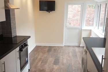 3 bed house, Minton Street, Newland, Hull, HU51QP - Image 1