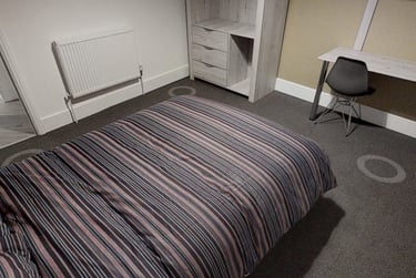 2 bed house, Marlborough Avenue, Spring Bank, Hull, HU53JS - Image 3
