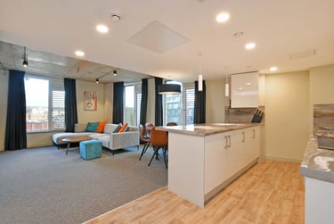 Bronze En-suite - Image 17
