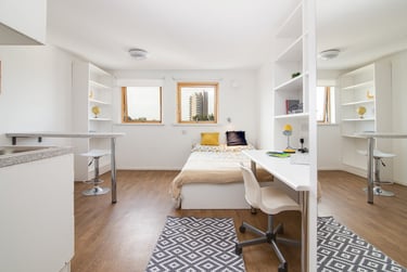 Platinum Studio at Academic House, Herne Hill, Southwark, London, SE249QH - Image 3