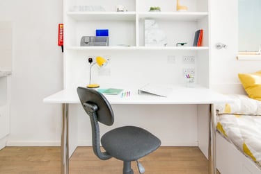 Silver Ensuite at Academic House, Herne Hill, Southwark, London, SE249QH - Image 5