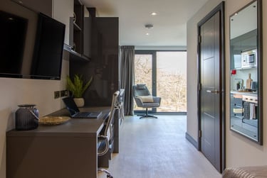 Premium Studio - Image 3