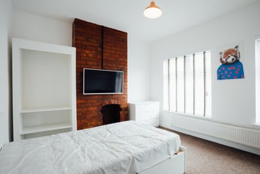 4 bed house, Station Street, City Centre, Loughborough, LE115EF - Image 3