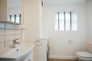 4 bed house, Station Street, City Centre, Loughborough, LE115EF - Image 7