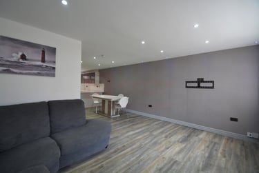 3 bed house, Woodsley Road, Hyde Park, Leeds, LS61SB - Image 7
