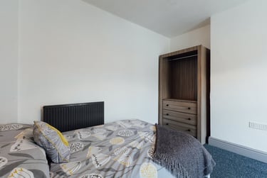 6 bed house, Marshall Street, Newland, Hull, HU53DA - Image 4
