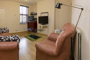 3 bed house, Granville Street, City Centre, Loughborough, LE113BL - Image 2