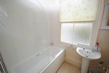 2 bed house, Herrick Road, Shelthorpe, Loughborough, LE112BT - Image 7