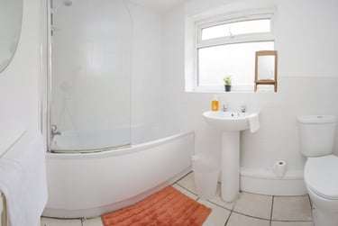 3 bed house, Granville Street, City Centre, Loughborough, LE113BL - Image 3