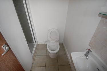 6 bed house, Richmond Avenue, Headingley, Leeds, LS61BZ - Image 12