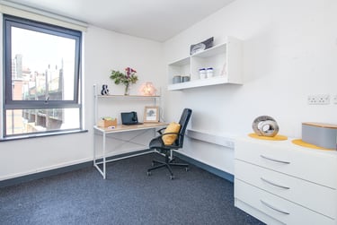 Diamond Studio at Fulham Palace Studios, 168-188 Fulham Palace Road, Hammersmith, London, W69PA - Image 3