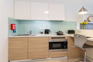 Classic Studio at Duresme Court, Newcastle Road, Nevilles Cross, City Centre, Durham, DH14FA - Image 2