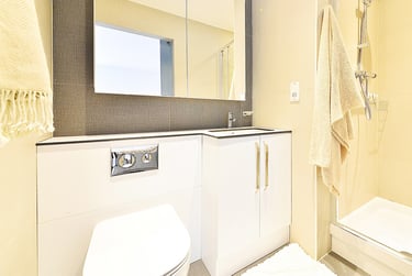 Deluxe Double Studio - Image 3