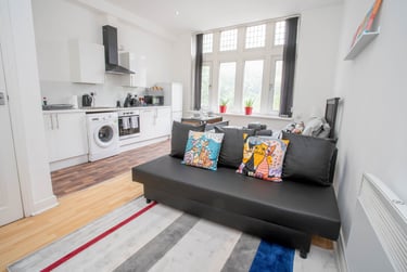 1 bed house, Chapeltown Road, Woodhouse, Leeds, LS73HY - Image 2