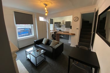 2 bed house, Paisley Street, Armley, Leeds, LS123JS - Image 3