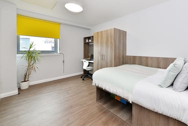 Premier Studio - Image 1