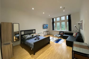 1 bed house, Chapeltown Road, Woodhouse, Leeds, LS73HY - Image 1