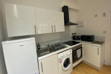 1 bed house, Chapeltown Road, Woodhouse, Leeds, LS73HY - Image 5