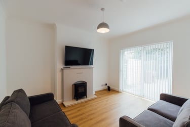 5 bed house, Lansdowne Drive, Shelthorpe, Loughborough, LE112BX - Image 5