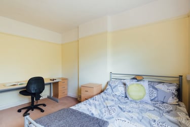 4 bed house, Oaklands Avenue, City Centre, Loughborough, LE113JF - Image 8
