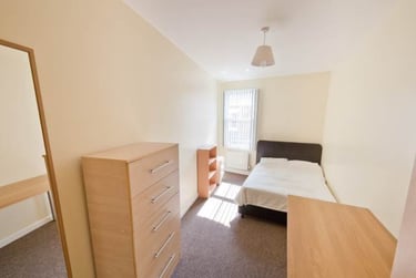 4 bed house, Ashby square, City Centre, Loughborough, LE115AA - Image 5