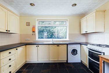 4 bed house, Oaklands Avenue, City Centre, Loughborough, LE113JF - Image 5