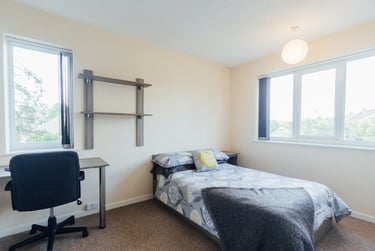 4 bed house, Holywell Drive, City Centre, Loughborough, LE113JX - Image 6